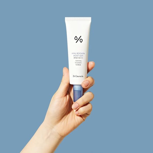 Dr.Ceuracle Hyal Reyouth Moist Sun SPF 50+ / PA++++ Зволожуючий сонцезахисний крем з гіалуроновою кислотою, 50мл 1228 фото