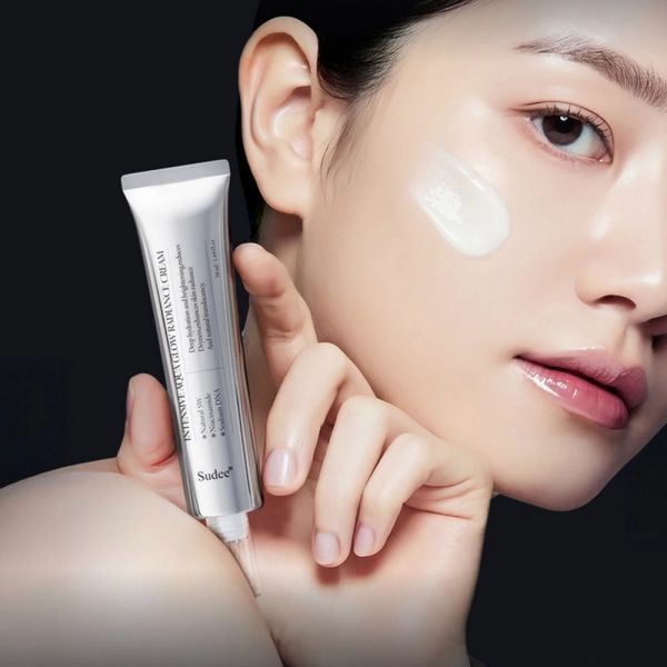 Sudee Intensive Aqua Glow Radiance Cream Крем для підтримки природного сяйва та більш рівного тону шкіри, 50мл 3023 фото