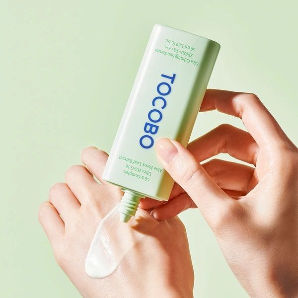 Tocobo Cica Calming Sun Serum SPF50+ PA++++ Заспокійлива сонцезахисна сироватка для обличчя з центеллою азіатською, 50мл 1479 фото