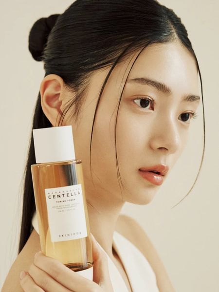 Skin 1004 Madagascar Centella Toning Toner Зволожуючий тонер для обличчя з екстрактом центелли і гіалуроновою кислотою, 30мл 1442 фото