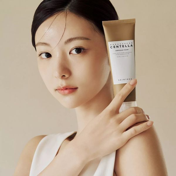 Skin 1004 Madagascar Centella Ampoule Foam Очищувальна ампульна пінка для вмивання з екстрактом центелли, 125мл 2050 фото