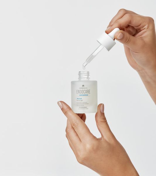 Cantabria Labs Endocare Age Barrier Niacinal Serum Gel Відновлююча гель-сироватка ніациналь, 30мл 2665 фото