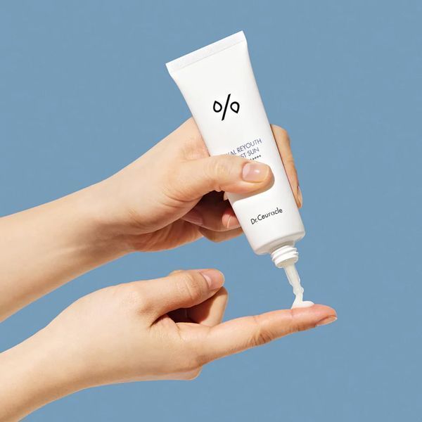 Dr.Ceuracle Hyal Reyouth Moist Sun Duo Set Набір зволожуючих сонцезахисних кремів SPF 50+/PA++++, 2в1 1716 фото